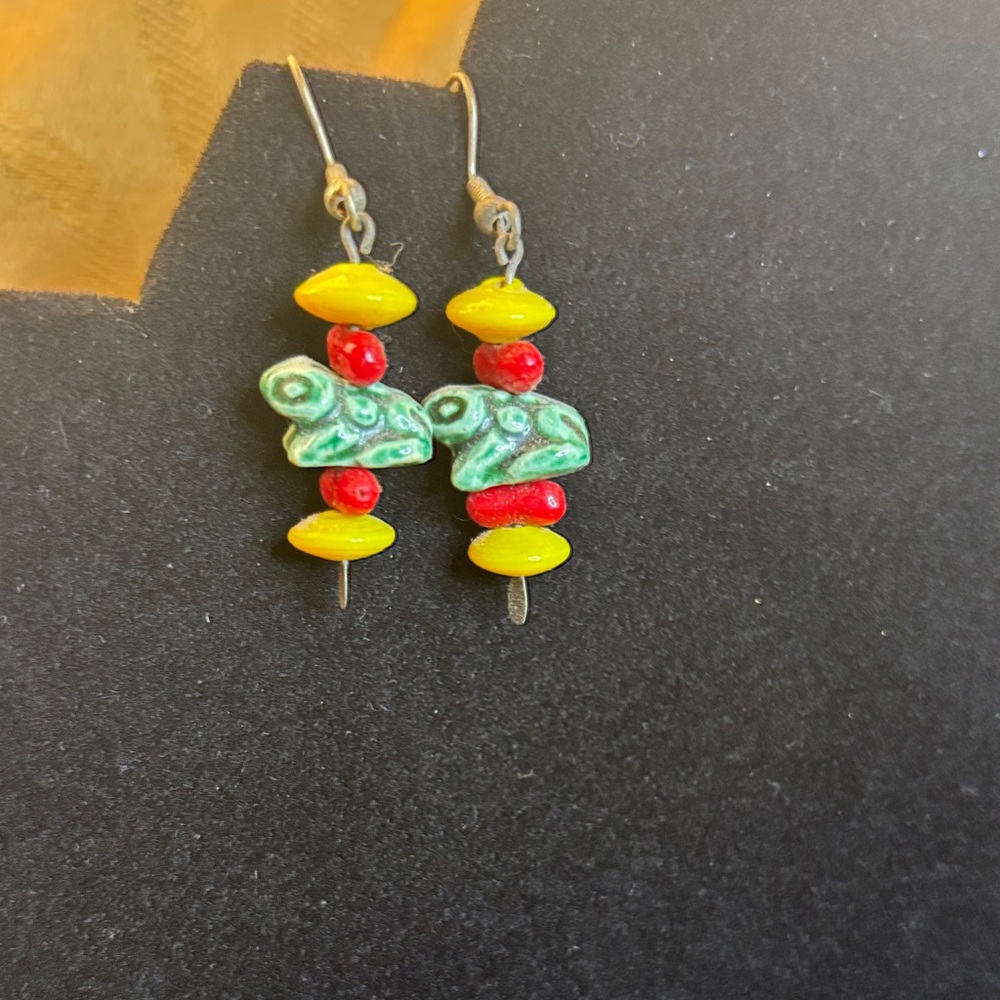 Vintage Red and Yellow Beaded Frog Earrings‎